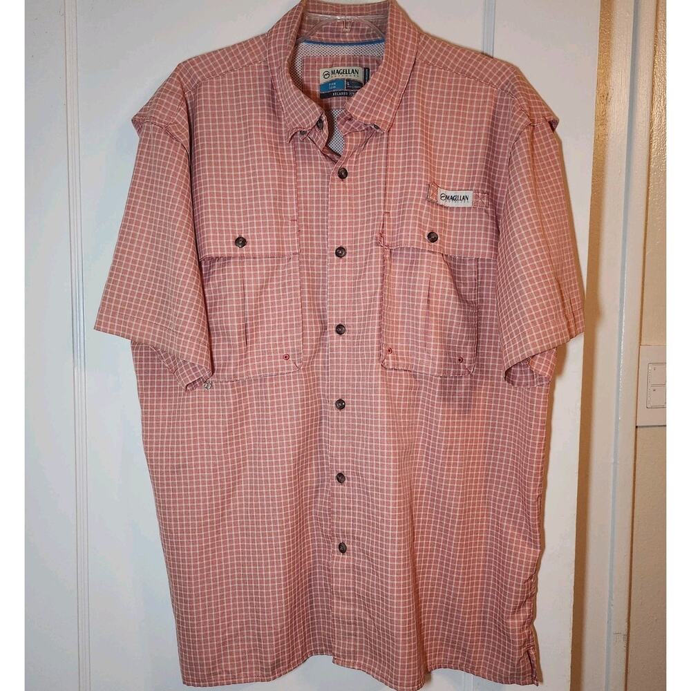 Magellan Short Sleeve Fishing Shirt Mens Large Fish Gear Relaxed Fit Lt Red Wick